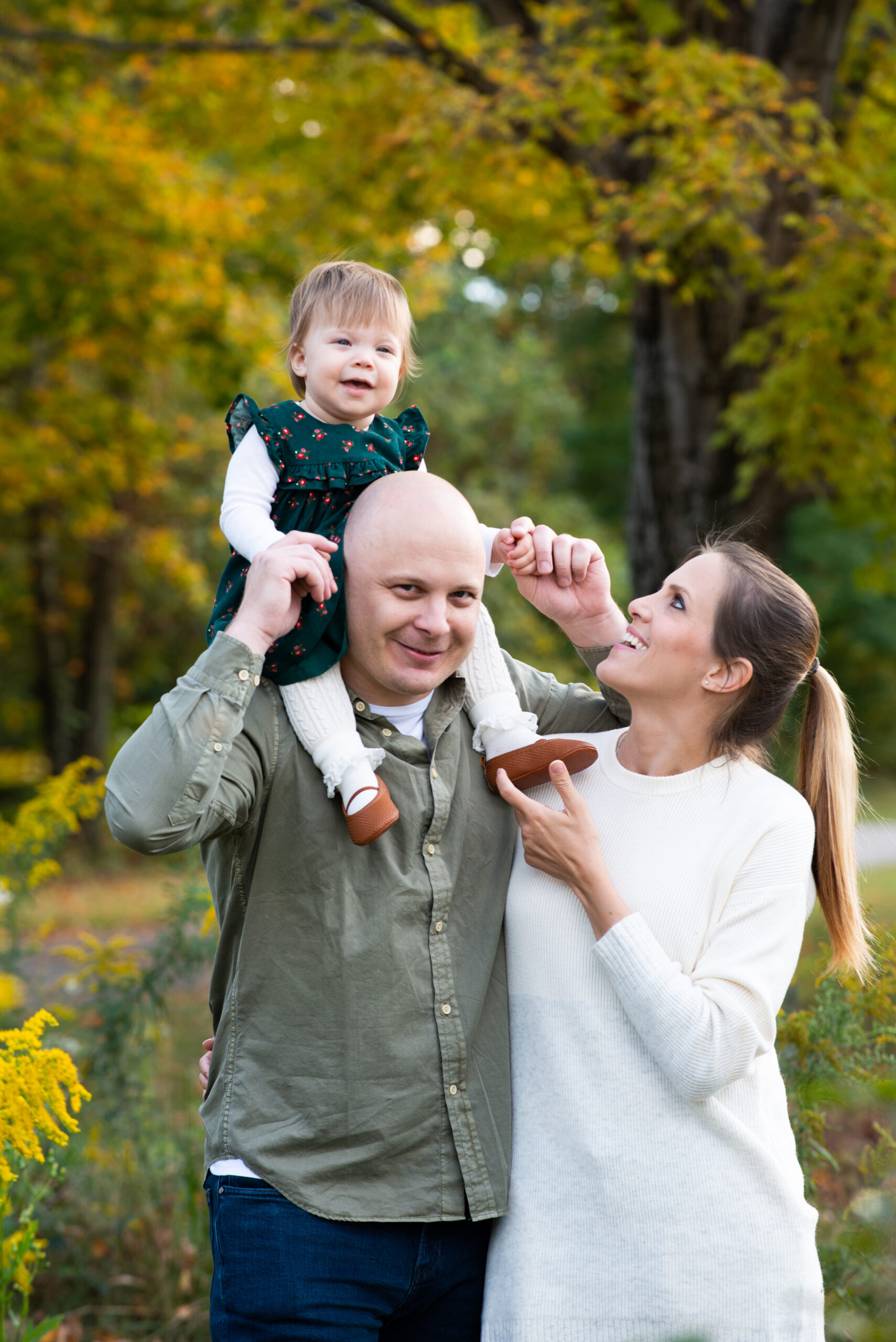 family fall photos in Sharon Woods